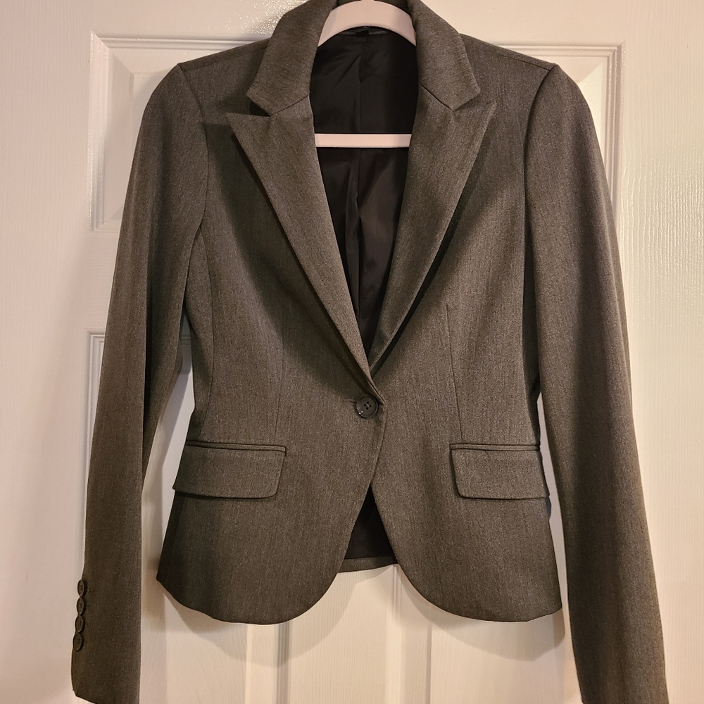 Gray Suit Jacket - image 5